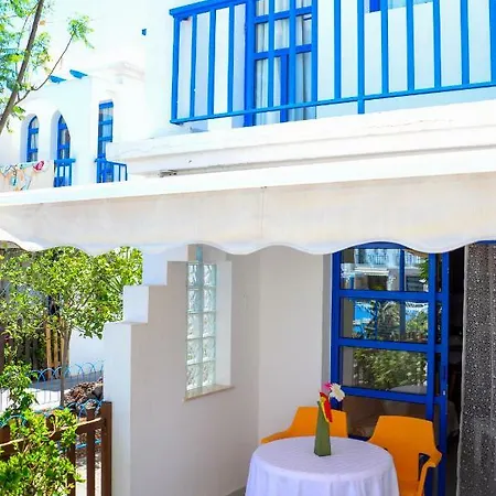 Playmar 2 Bungalow *